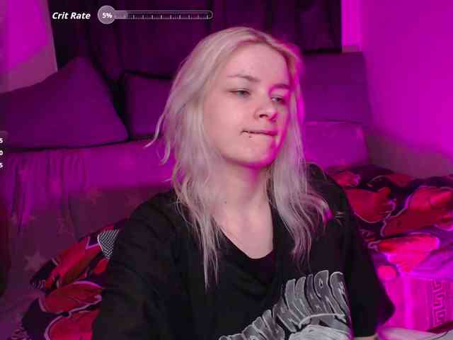 CherryNight666 webcam