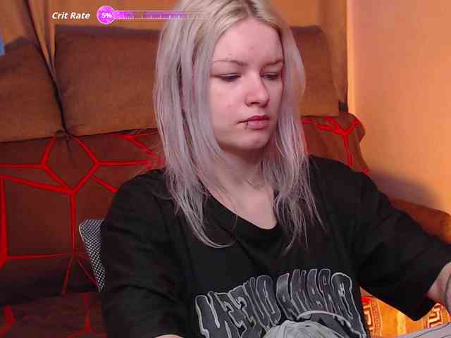 CherryNight666 webcam