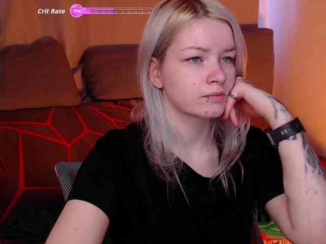 CherryNight666 webcam