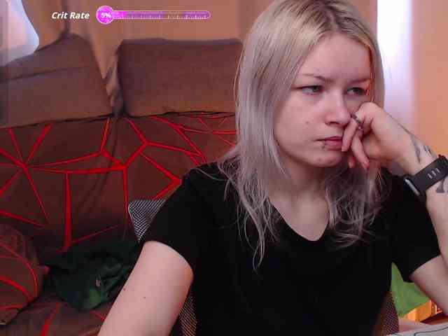 CherryNight666 webcam