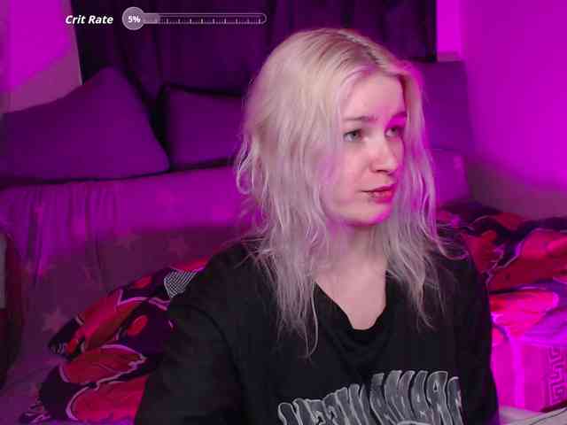 CherryNight666 webcam