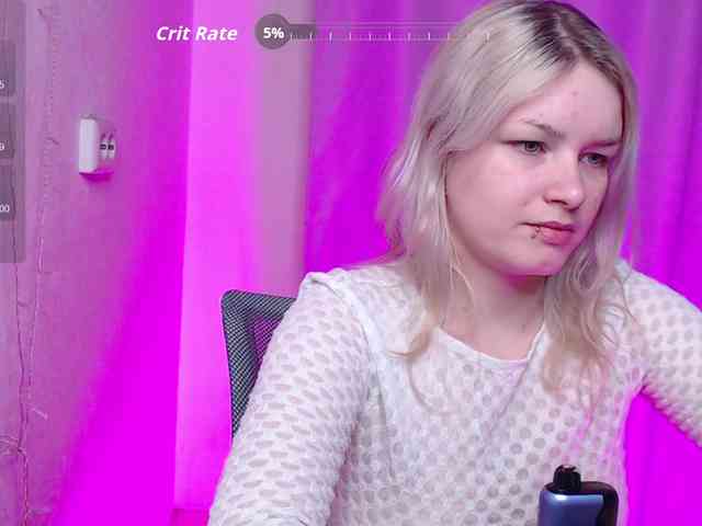 CherryNight666 webcam