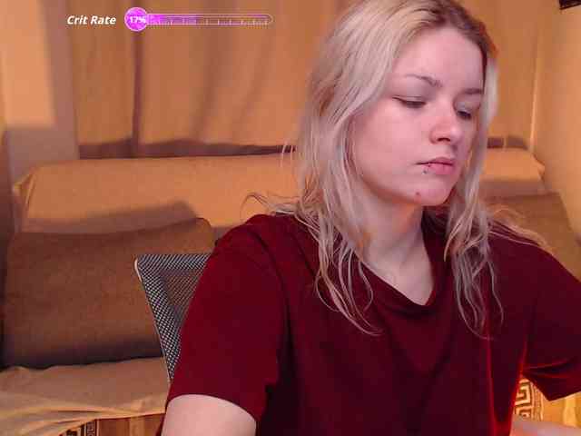 CherryNight666 webcam