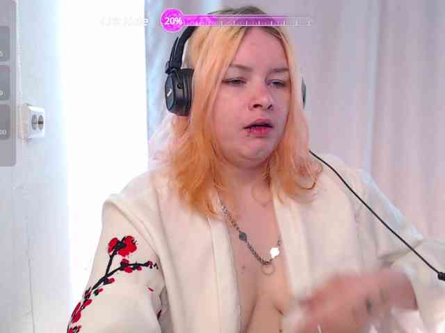 CherryNight666 webcam