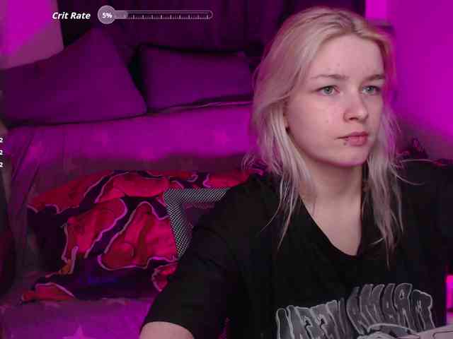 CherryNight666 webcam