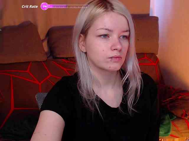 CherryNight666 webcam