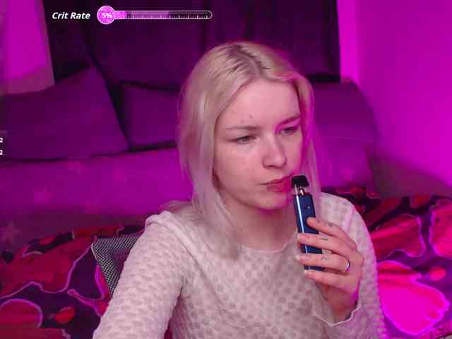 CherryNight666 webcam