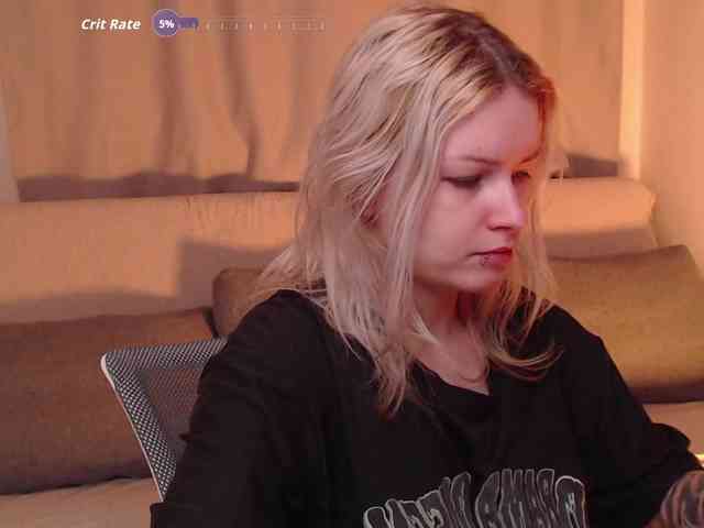 CherryNight666 webcam