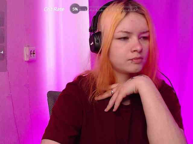 CherryNight666 webcam