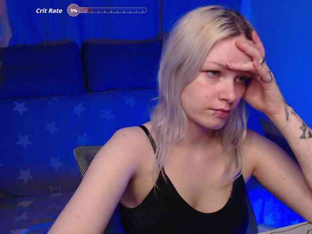 CherryNight666 webcam