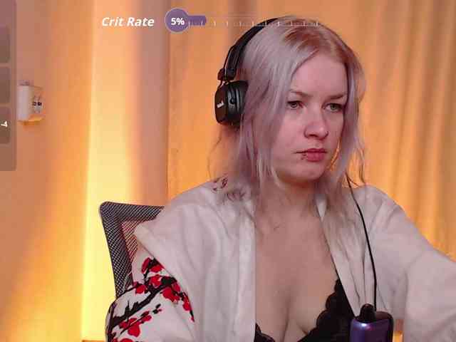 CherryNight666 webcam
