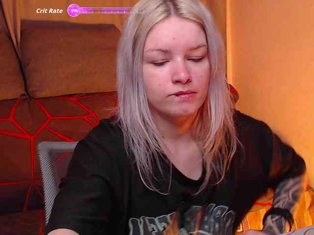 CherryNight666 webcam