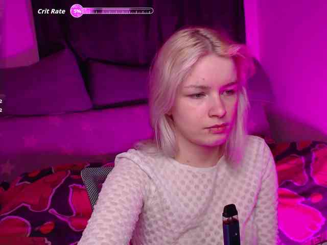 CherryNight666 webcam