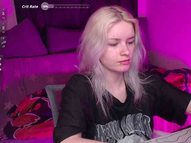 CherryNight666 webcam