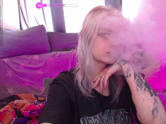 CherryNight666 webcam