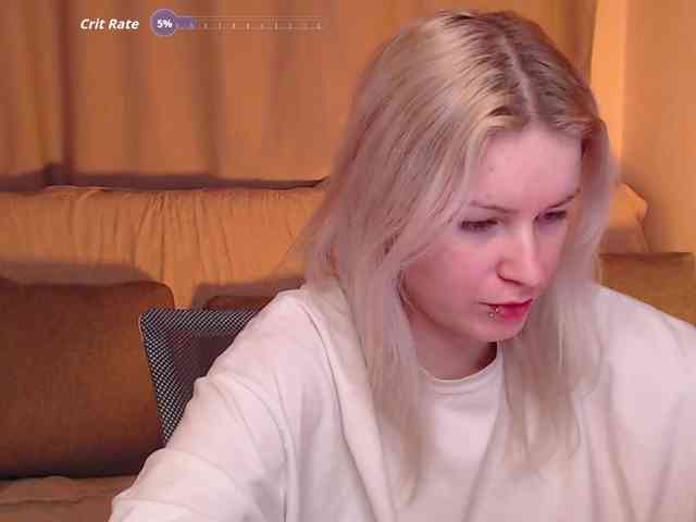 CherryNight666 webcam