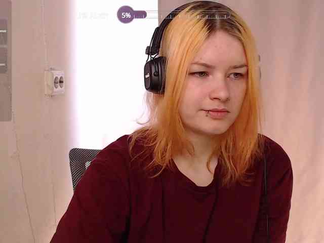 CherryNight666 webcam