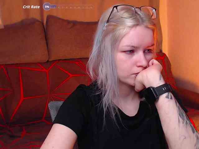 CherryNight666 webcam