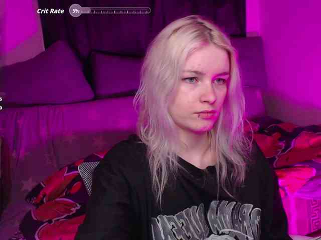 CherryNight666 webcam