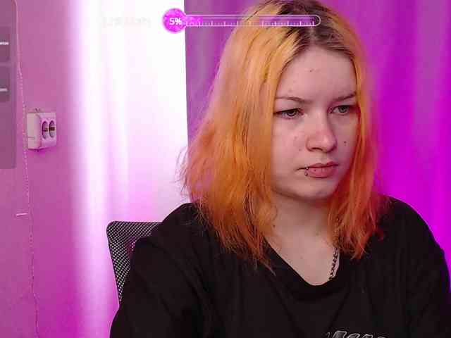 CherryNight666 webcam