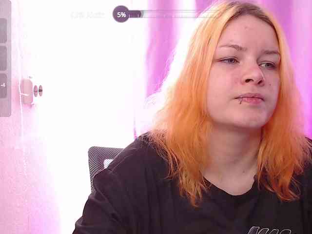 CherryNight666 webcam
