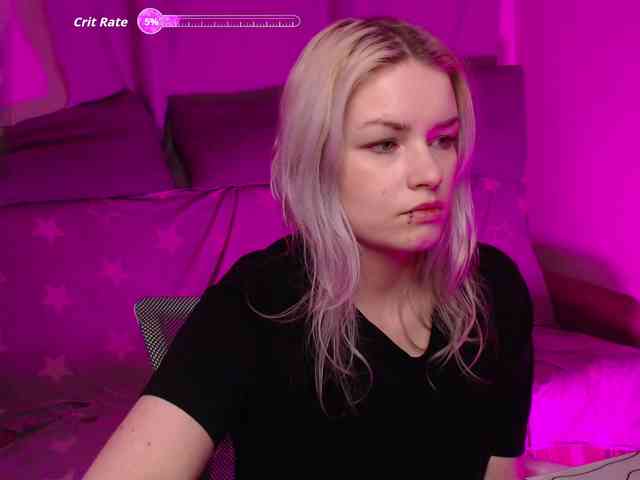 CherryNight666 webcam