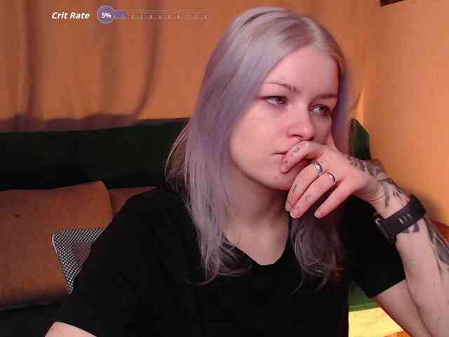 CherryNight666 webcam