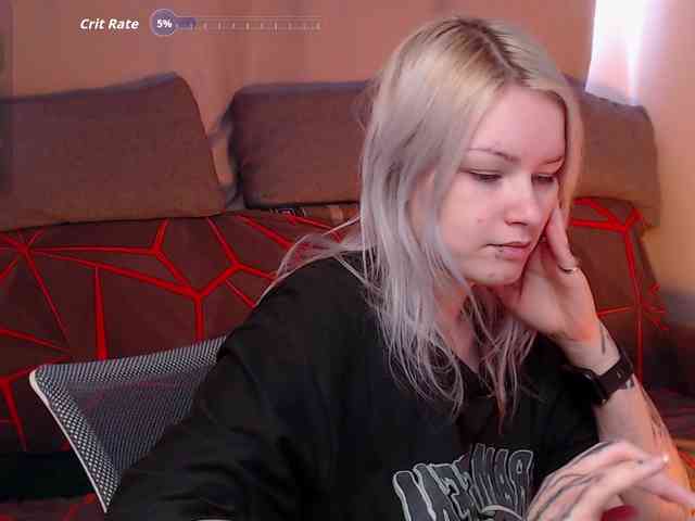 CherryNight666 webcam