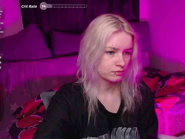 CherryNight666 webcam