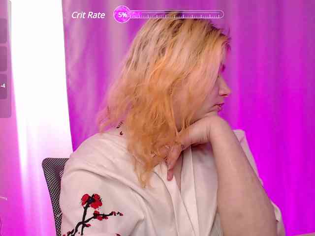 CherryNight666 webcam