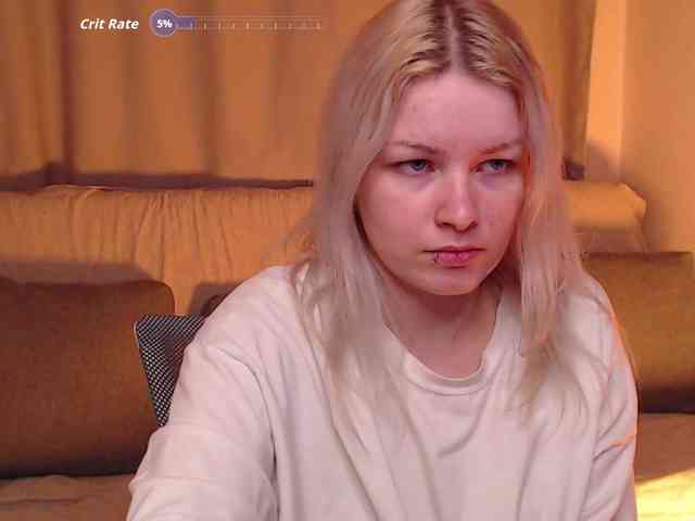 CherryNight666 webcam