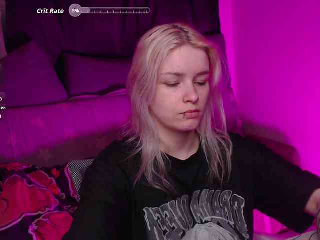 CherryNight666 webcam