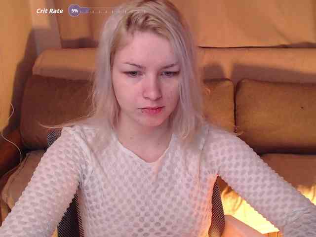 CherryNight666 webcam