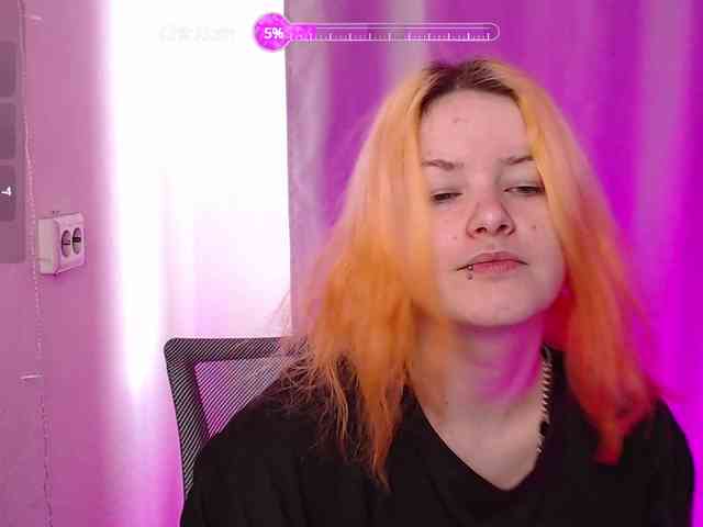 CherryNight666 webcam