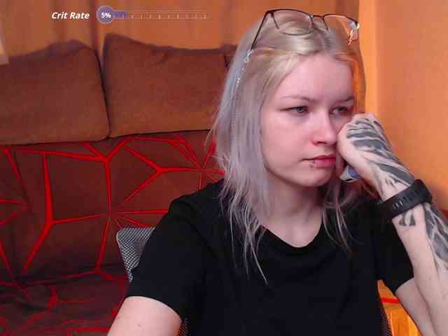 CherryNight666 webcam