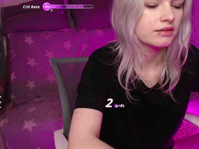 CherryNight666 webcam