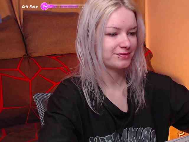 CherryNight666 webcam