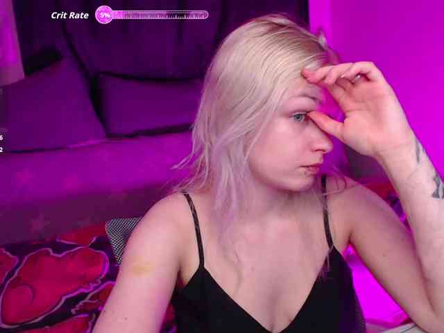 CherryNight666 webcam