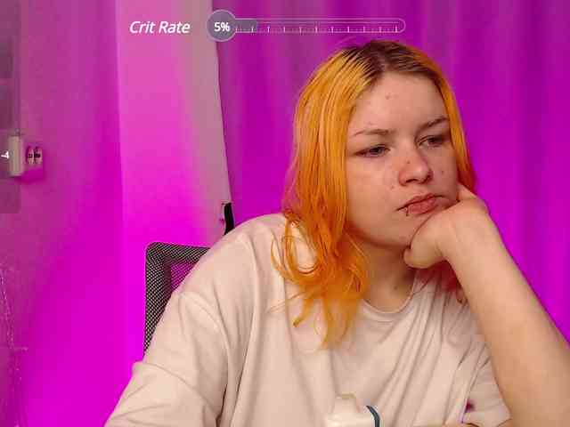 CherryNight666 webcam