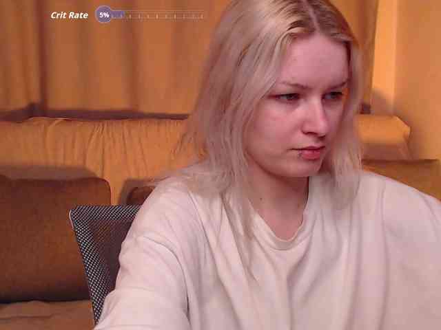 CherryNight666 webcam