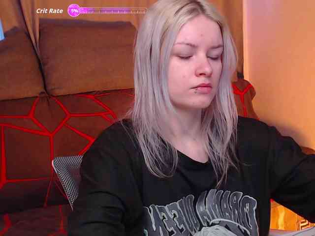 CherryNight666 webcam