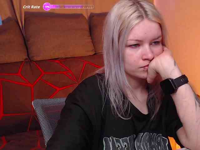 CherryNight666 webcam