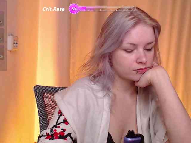 CherryNight666 webcam