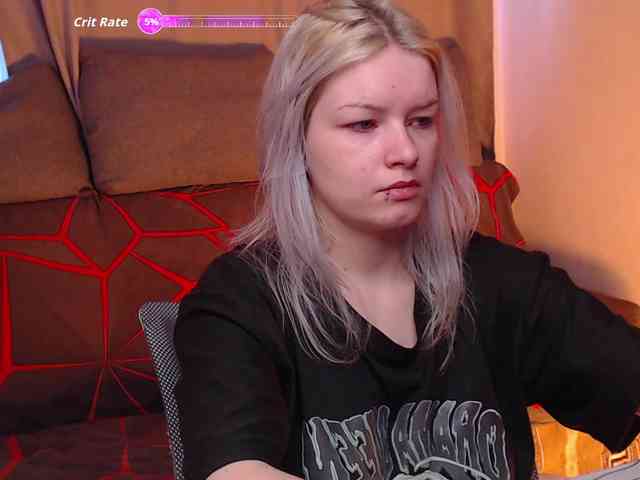 CherryNight666 webcam