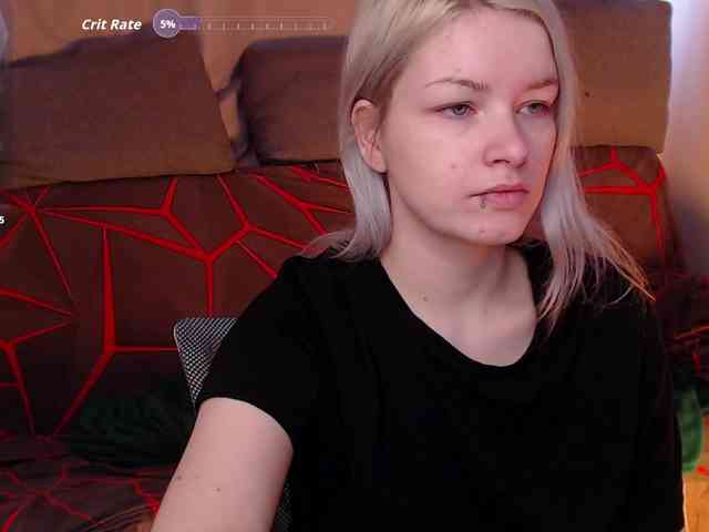 CherryNight666 webcam