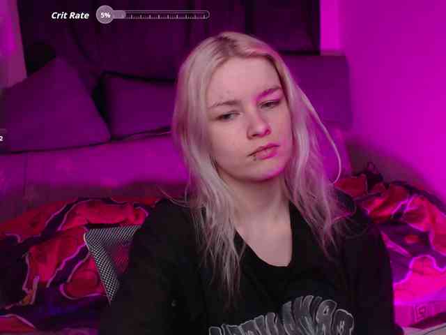 CherryNight666 webcam