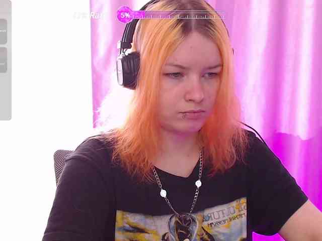 CherryNight666 webcam