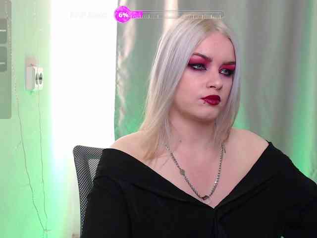 CherryNight666 webcam