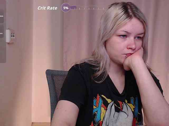CherryNight666 webcam