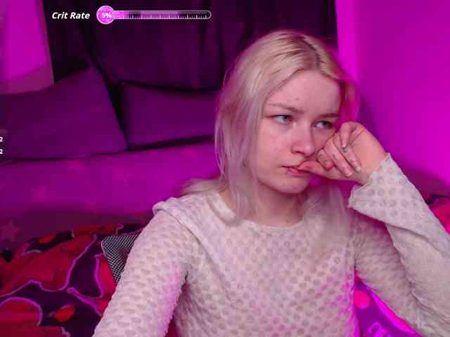 CherryNight666 webcam